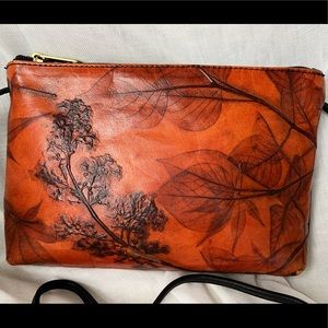 Beautiful C.L. Whiting’s Leaf Leather 3 in 1 key fob purse.